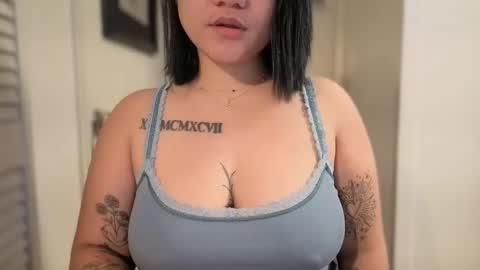 Miss Girly online show from May 7, 2026, 8:09 am