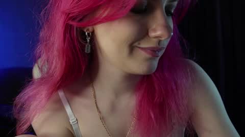 Hannah online show from March 17, 2026, 5:49 pm