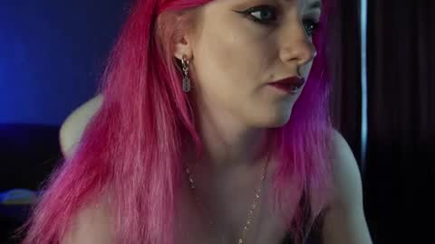 Hannah online show from March 18, 2026, 2:53 pm