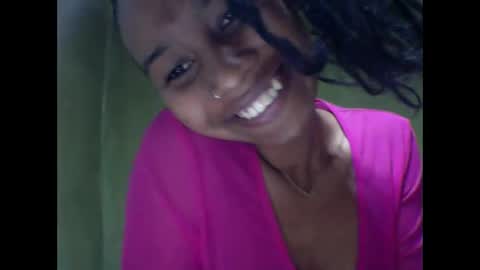 oolyette online show from September 14, 2025, 6:56 am