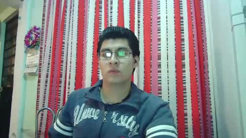 oomaurooo online show from December 20, 2024, 5:47 am