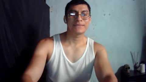 Snapshot of oomaurooo chatting on June 9, 2026, 8:31 pm oomaurooo online show from June 9, 2026, 8:31 pm