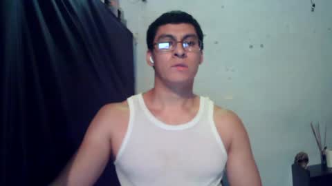 Snapshot of oomaurooo chatting on July 8, 2026, 5:56 am oomaurooo online show from July 8, 2026, 5:56 am