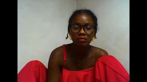Snapshot of oooorazanasoa chatting on June 2, 2026, 9:39 pm oooorazanasoa online show from June 2, 2026, 9:39 pm
