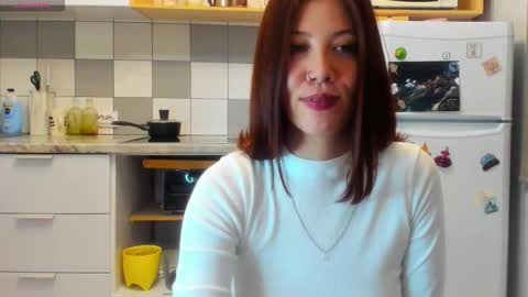 Snapshot of oops_britney chatting on March 25, 2026, 9:21 pm Britney online show from March 25, 2026, 9:21 pm