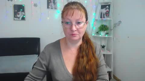 Snapshot of oovanessahotts chatting on September 20, 2025, 5:08 am Vanessa online show from September 20, 2025, 5:08 am