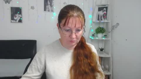 Snapshot of oovanessahotts chatting on October 11, 2025, 5:17 am Vanessa online show from October 11, 2025, 5:17 am