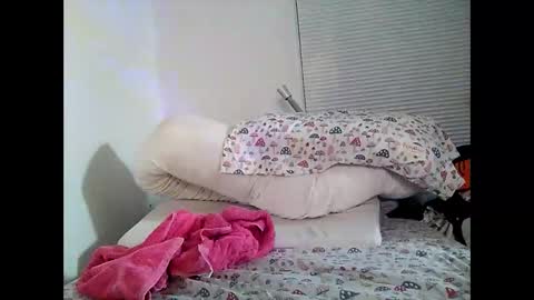 TsJojo online show from January 18, 2025, 4:48 am