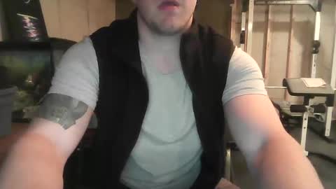 Snapshot of open_torequest chatting on November 16, 2025, 7:41 pm open_torequest online show from November 16, 2025, 7:41 pm