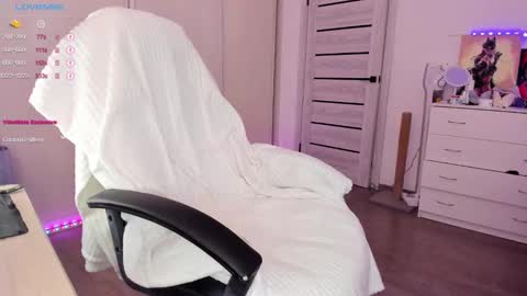 Ophelia online show from February 18, 2025, 10:16 am