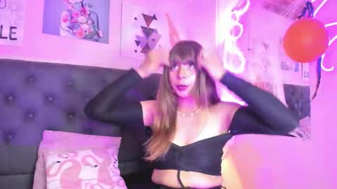 Snapshot of ophelune chatting on October 20, 2025, 12:16 pm ophelune online show from October 20, 2025, 12:16 pm