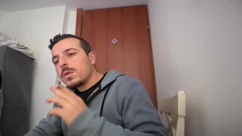 Snapshot of or690 chatting on January 12, 2026, 12:10 pm or online show from January 12, 2026, 12:10 pm