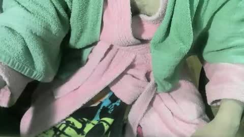 Ore online show from December 1, 2025, 5:01 am