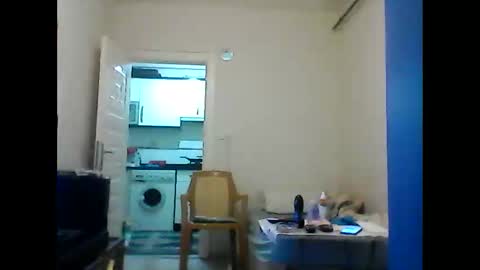orhansakar12 online show from April 9, 2026, 4:23 pm