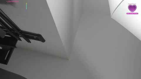 Miss Guzman  online show from October 31, 2025, 4:30 pm