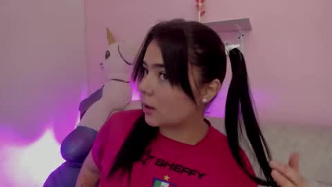 Snapshot of oriana_guzman chatting on April 30, 2026, 5:03 am Miss Guzman online show from April 30, 2026, 5:03 am
