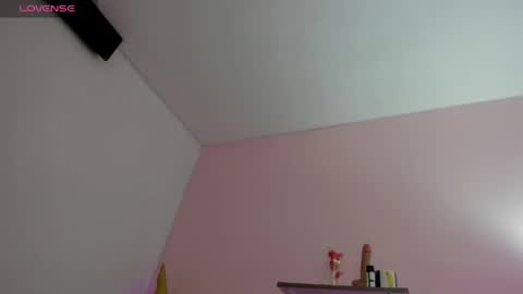 Snapshot of oriana_guzman chatting on May 11, 2026, 5:24 am Miss Guzman online show from May 11, 2026, 5:24 am