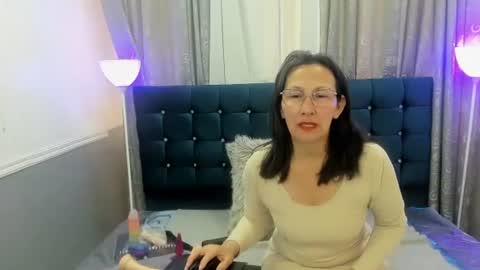 Snapshot of oriana_jhonson chatting on April 18, 2026, 12:09 pm Oriana online show from April 18, 2026, 12:09 pm