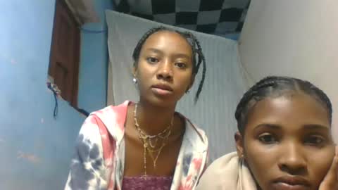 orianie064 online show from June 28, 2026, 4:40 am