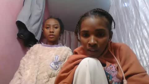 orianie064 online show from July 23, 2026, 6:39 pm