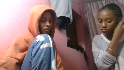 orianie064 online show from August 5, 2026, 6:44 pm