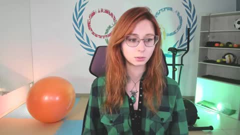 Orianna -  Hi Im into geek culture cosplay crafting LARP games. Shall we play DnD online show from December 12, 2024, 3:37 pm