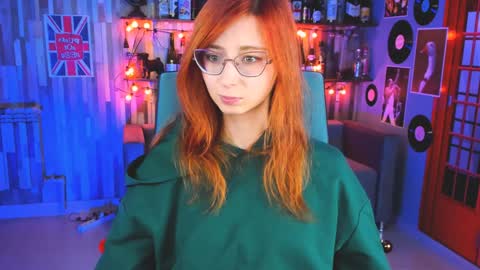 Orianna -  Hi Im into geek culture cosplay crafting LARP games. Shall we play DnD online show from December 22, 2024, 12:16 pm