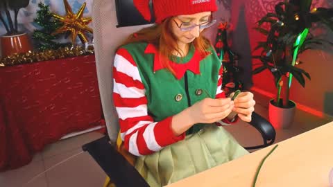 Orianna -  Hi Im into geek culture cosplay crafting LARP games. Shall we play DnD online show from December 25, 2024, 3:17 pm
