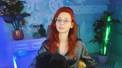 Orianna -  Hi Im into geek culture cosplay crafting LARP games. Shall we play DnD online show from January 11, 2025, 1:43 pm