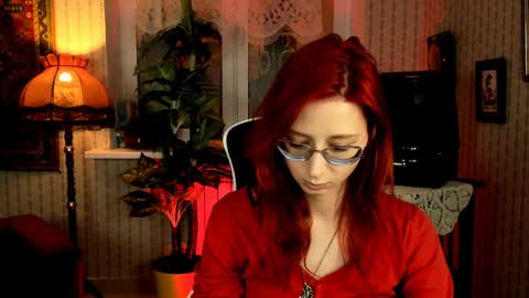 Orianna -  Hi Im into geek culture cosplay crafting LARP games. Shall we play DnD online show from January 14, 2025, 3:04 pm