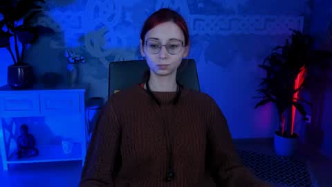 Orianna -  Hi Im into geek culture cosplay crafting LARP games. Shall we play DnD online show from February 2, 2025, 1:08 pm