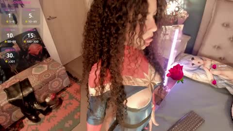 Snapshot of orianna_reed chatting on December 3, 2024, 12:16 pm oriana online show from December 3, 2024, 12:16 pm