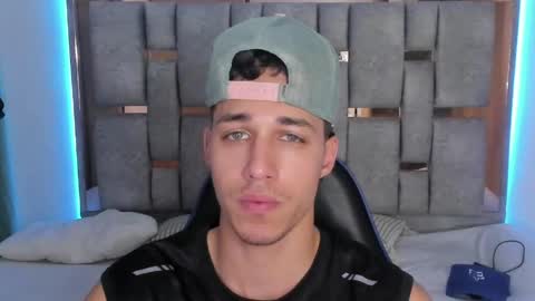 Orionblaze 69  online show from May 20, 2026, 2:07 am