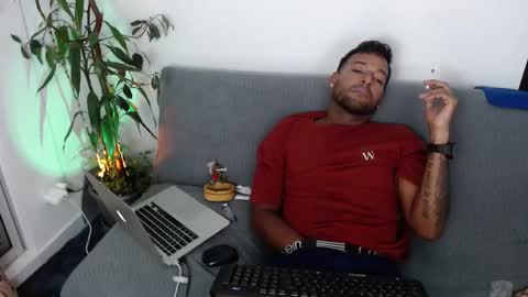 orlando_horny online show from October 1, 2025, 1:33 am