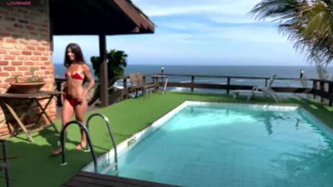 Mary online show from September 19, 2025, 5:35 pm