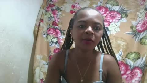 Snapshot of ornellahhh chatting on September 28, 2025, 4:40 am ornellahhh online show from September 28, 2025, 4:40 am