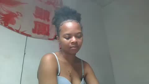 Snapshot of ornellahhh chatting on October 9, 2025, 10:13 am ornellahhh online show from October 9, 2025, 10:13 am