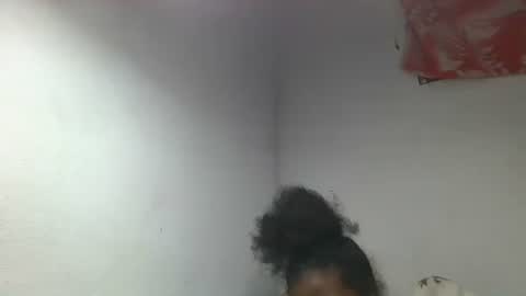 Snapshot of ornellahhh chatting on October 10, 2025, 11:04 pm ornellahhh online show from October 10, 2025, 11:04 pm