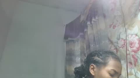 Snapshot of ornellahhh chatting on October 25, 2025, 9:20 pm ornellahhh online show from October 25, 2025, 9:20 pm