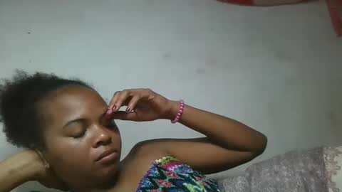 Snapshot of ornellahhh chatting on November 3, 2025, 1:19 am ornellahhh online show from November 3, 2025, 1:19 am