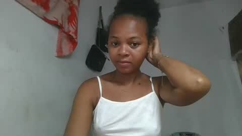 Snapshot of ornellahhh chatting on November 5, 2025, 4:34 am ornellahhh online show from November 5, 2025, 4:34 am