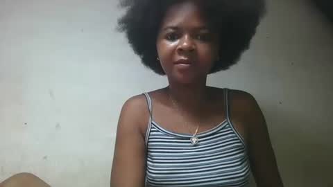 Snapshot of ornellahhh chatting on November 7, 2025, 4:01 am ornellahhh online show from November 7, 2025, 4:01 am