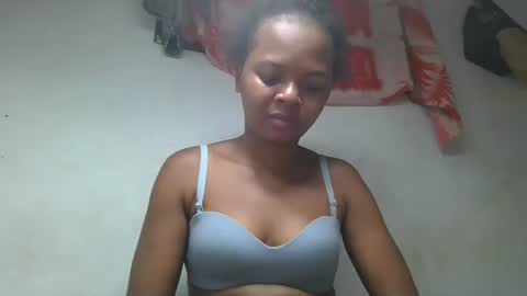 ornellahhh online show from November 13, 2025, 10:41 pm