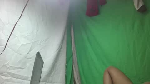 ornellahhh online show from December 16, 2025, 1:16 pm