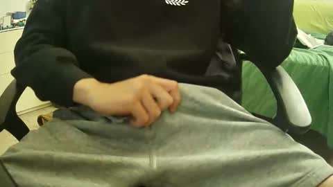 Oroborus online show from November 1, 2025, 5:04 pm