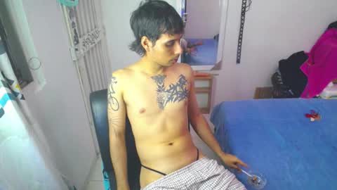 orus_420 online show from November 11, 2025, 7:41 am