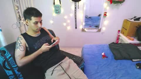 orus_420 online show from December 1, 2025, 11:32 pm