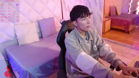 osamu_tay online show from February 17, 2026, 7:09 pm