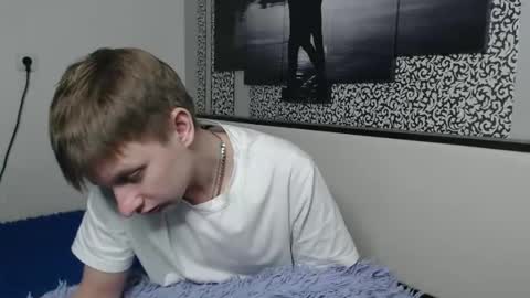 Snapshot of oscar_bell chatting on February 8, 2026, 9:40 pm Oscar online show from February 8, 2026, 9:40 pm