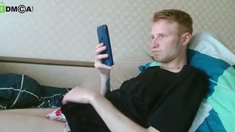 Snapshot of oscar_wildy chatting on June 15, 2026, 12:40 pm Oscar online show from June 15, 2026, 12:40 pm
